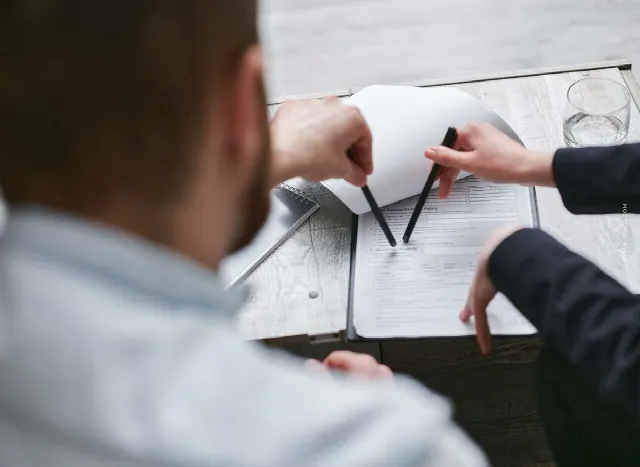 Продажа квартиры: на что обратить внимание? – Содержание, нотариус и документы
