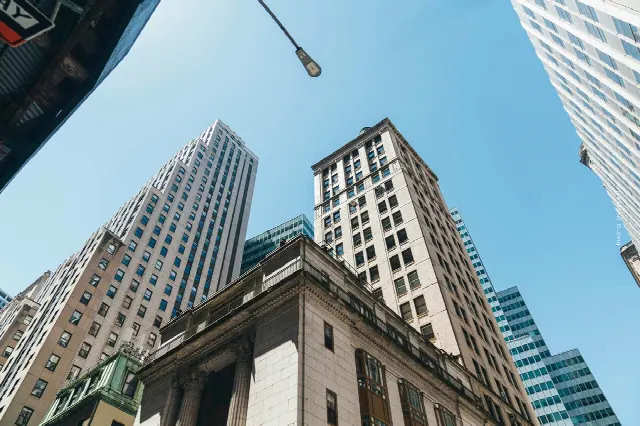 Корпорации: C-Corp, S-Corp, создание, налоги, плюсы и минусы (США)