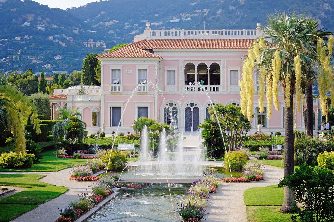 villa-kaufen-buy-italy-italien-tirol-property-water-garden-springbrunnen