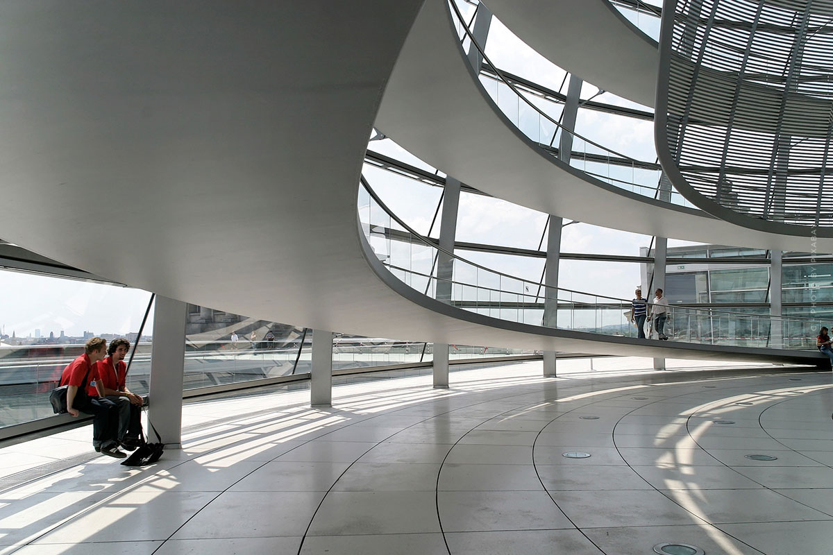 mortgage-interest-explained-easily-property-real-estate-investment-costs-loan-bundestag-official-building-sitting